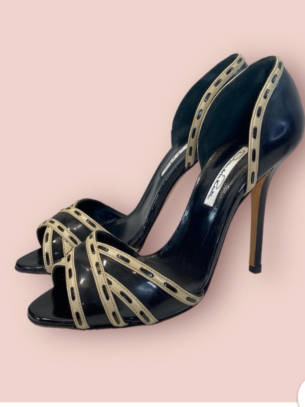 Oscar de la Renta Black and Gold D'Orsay Patent Leather Heels